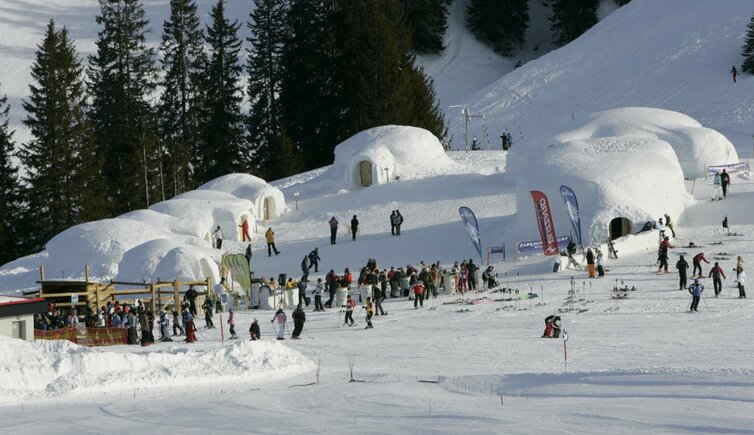 Alpeniglu Bergfest Brixen Thale Tirol   sterreich